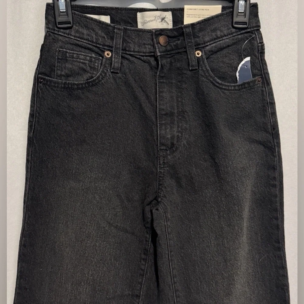 Universal Thread High Rise 90s Straight Leg Jeans Stretch Black Denim 00 R NWT - Picture 4 of 13
